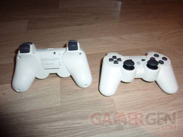ps3 slim blanche_ps3_classic_white_pictures_081111_14